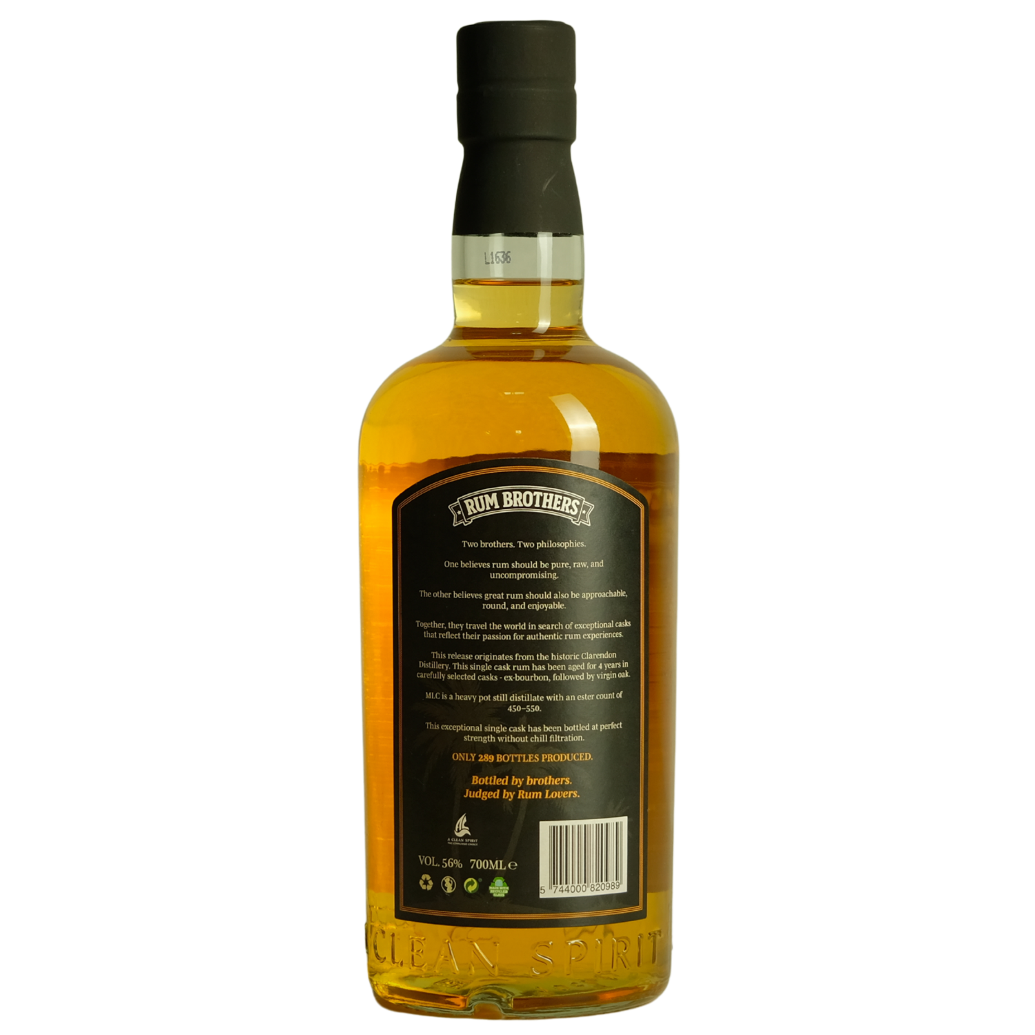 Rum, Flasche, Goldene Flüssigkeit, Label, 700ml